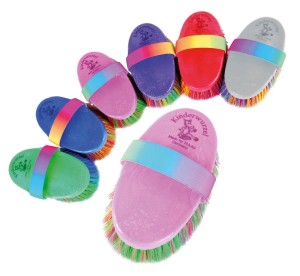 Szczotka dla konia Kinder Wurzel, ze szlufką, różne kolory, 15 cm, Haas