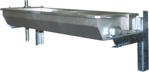 Poidło korytowe, stal nierdzewna, montaż ścienny, uchylne, 200 cm, 70 l, Kerbl