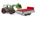 Ciągnik Fendt Vario 211 z ładowaczem czołowym i przyczepą wywrotką