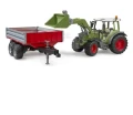 Ciągnik Fendt Vario 211 z ładowaczem czołowym i przyczepą wywrotką
